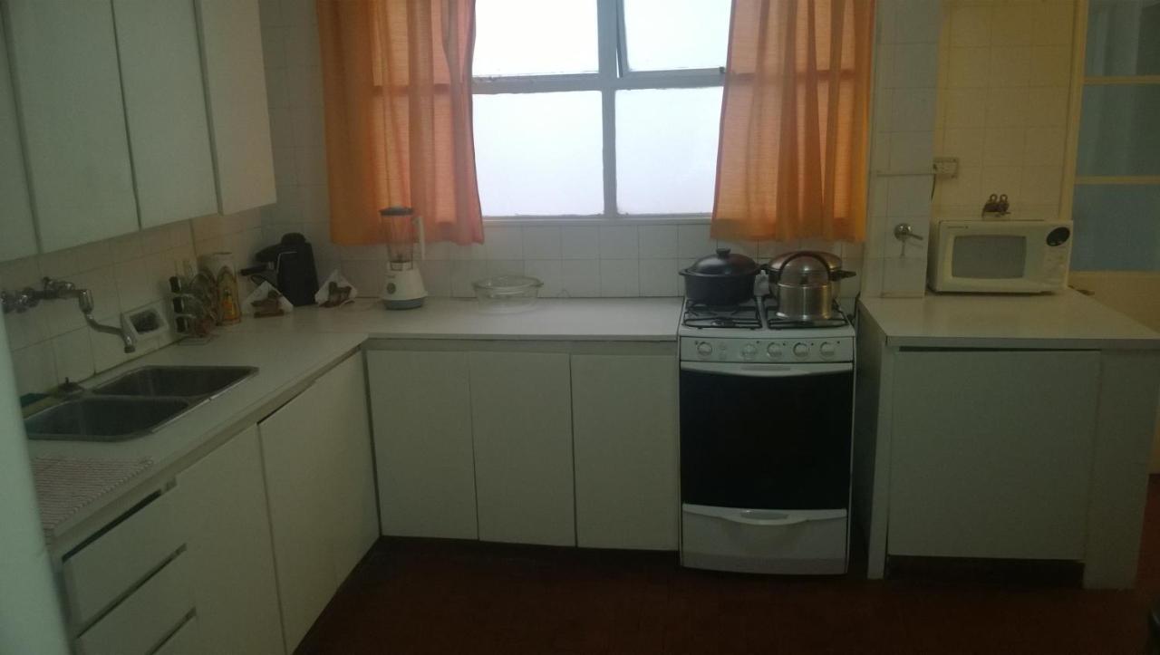 Habitacion Con Bano Privado Un Piso Por Escalera Buenos Aires Esterno foto
