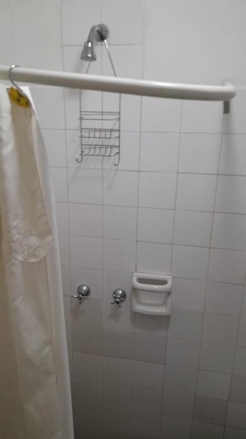 Habitacion Con Bano Privado Un Piso Por Escalera Buenos Aires Esterno foto